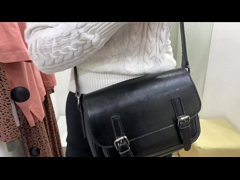 ❤️ Nyilvános maszturbáció a fiatal szuka FeralBerry egy dildóval a próbafülkében ❤️ Sex video at hu.filmexxx18.ru ❌